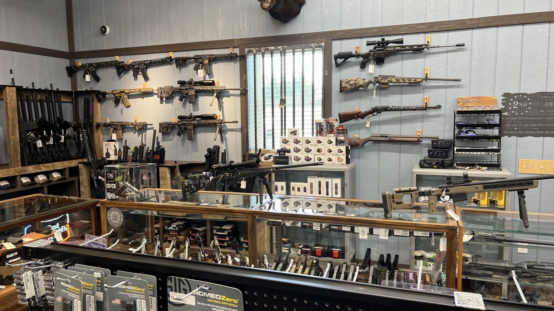 guns