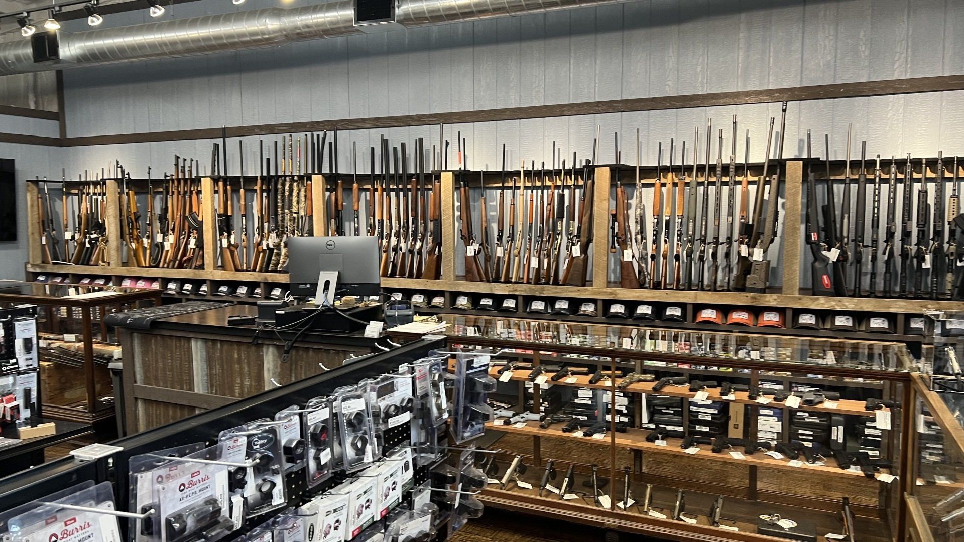 guns