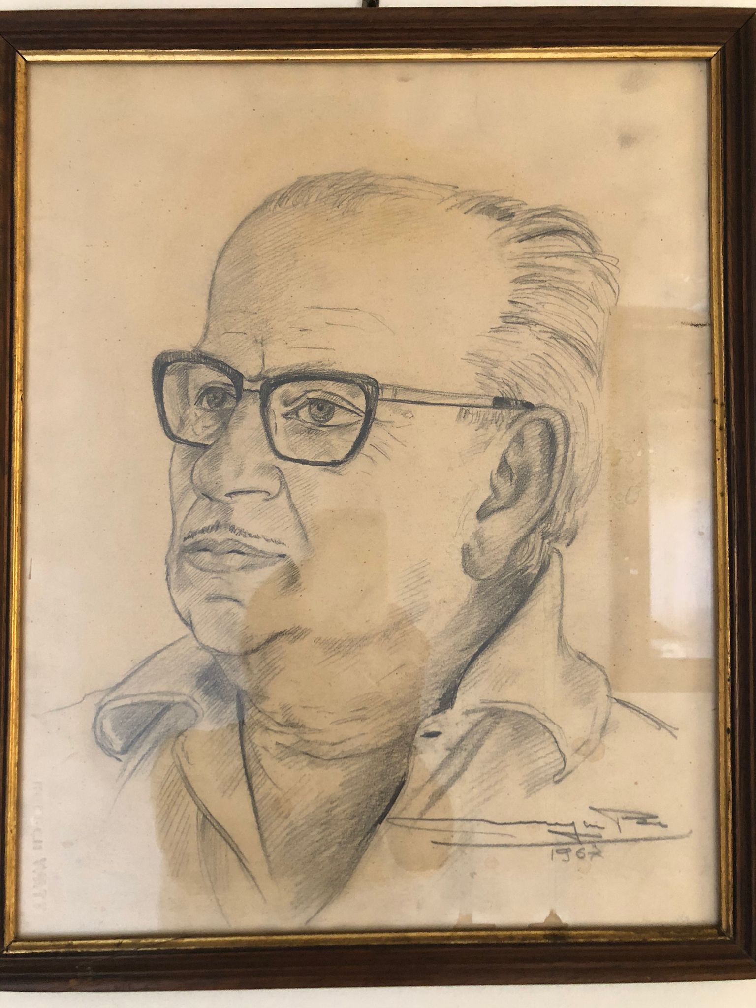 ritratto appeso in studio legale di Cagliari