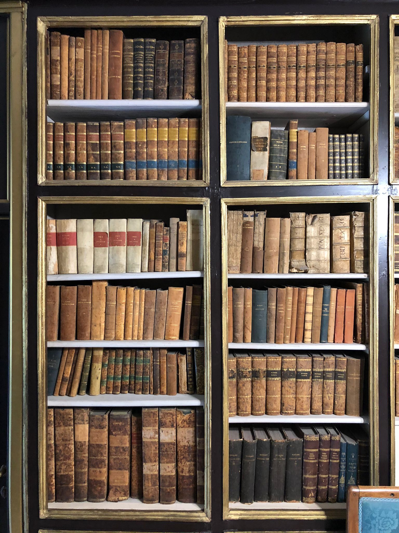 libreria di studio specializzato in risarcimento INAIL INPS a Cagliari