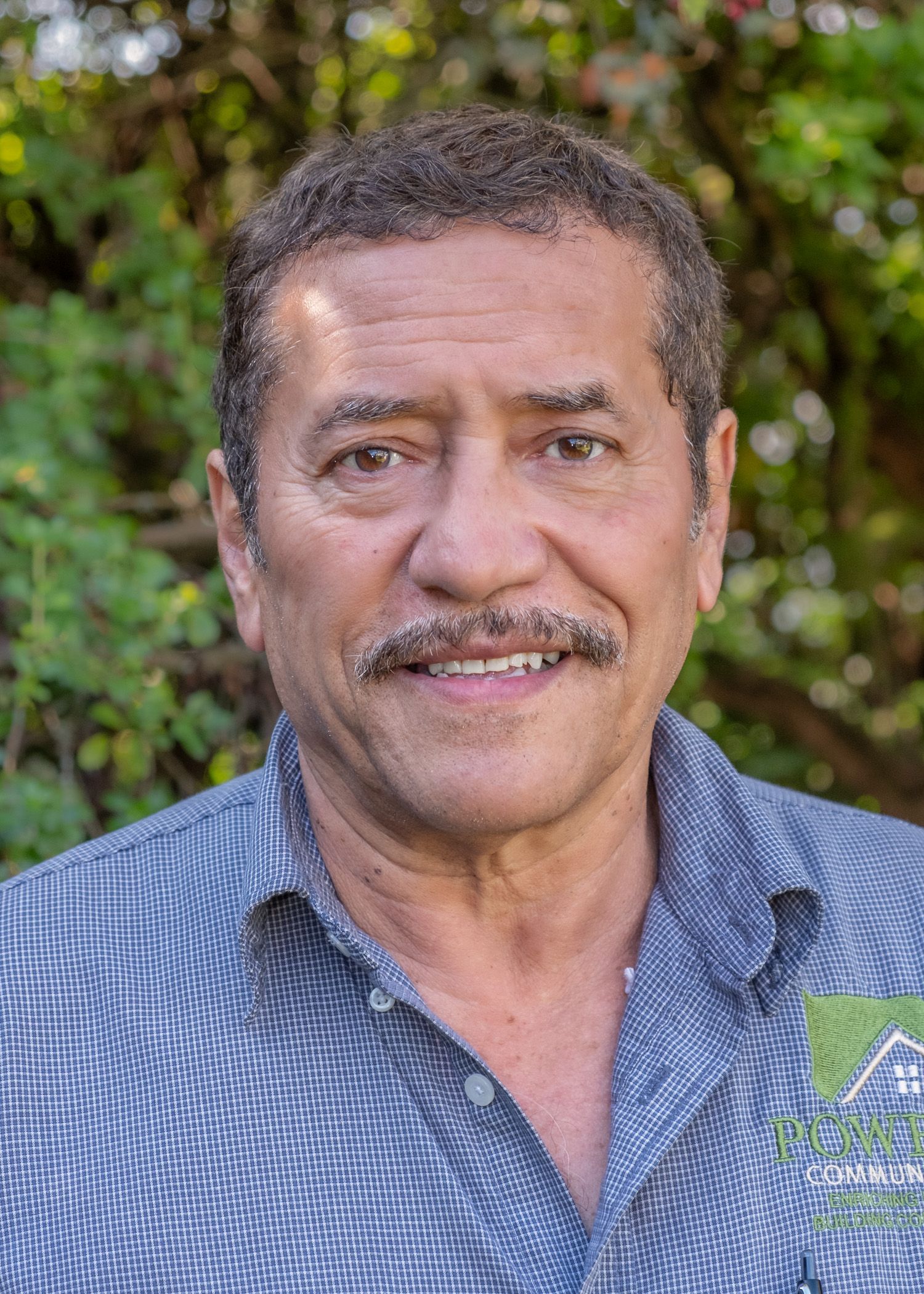 Raul Corona headshot