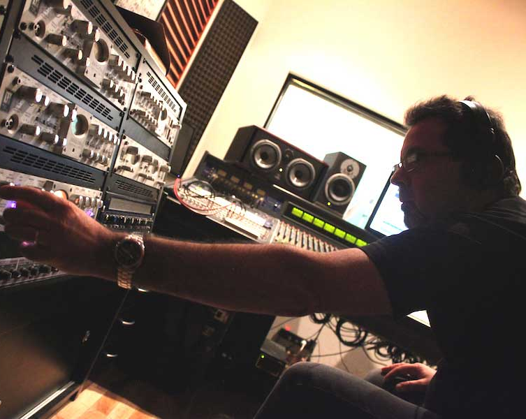 Pablo Rabinovich en el Control Room del Estudio Orion