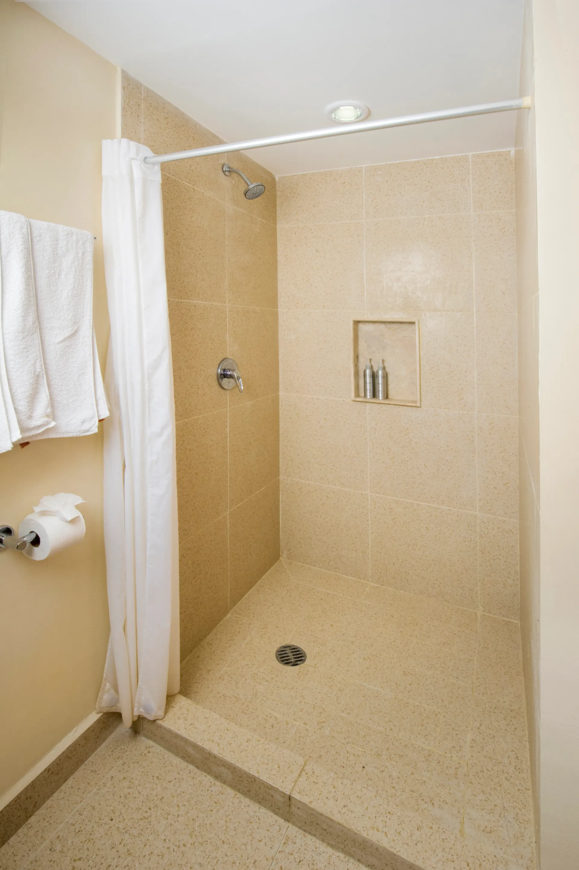 habitaciones con baño privado en acapulco