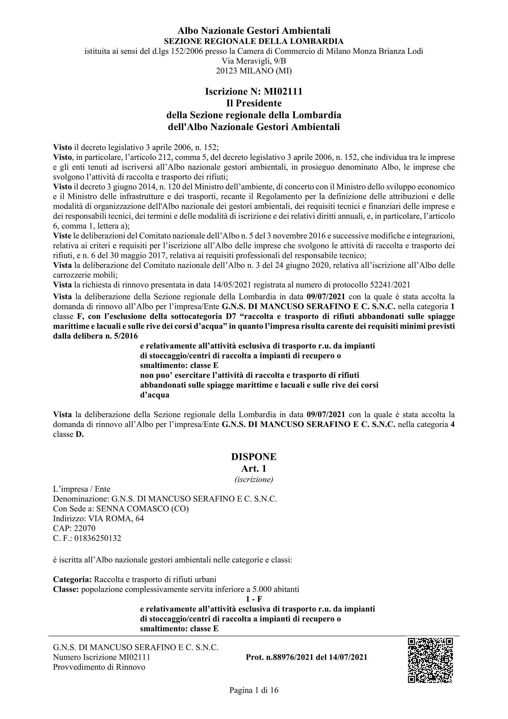 Una pagina in bianco e nero di un documento con un codice QR.