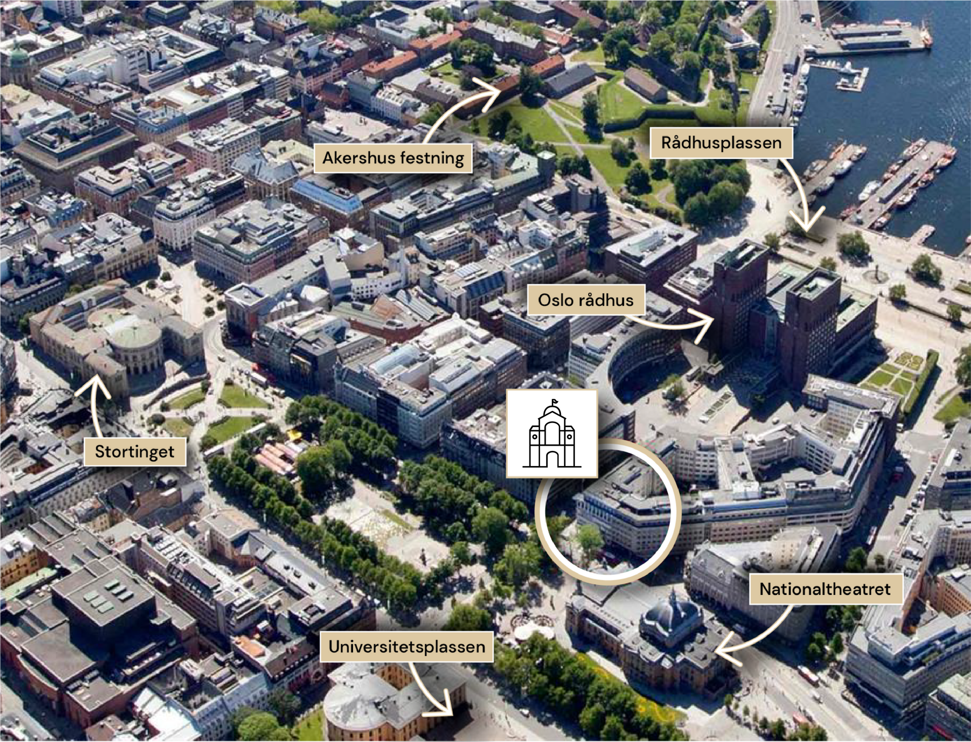 Mennesker på event som skåler