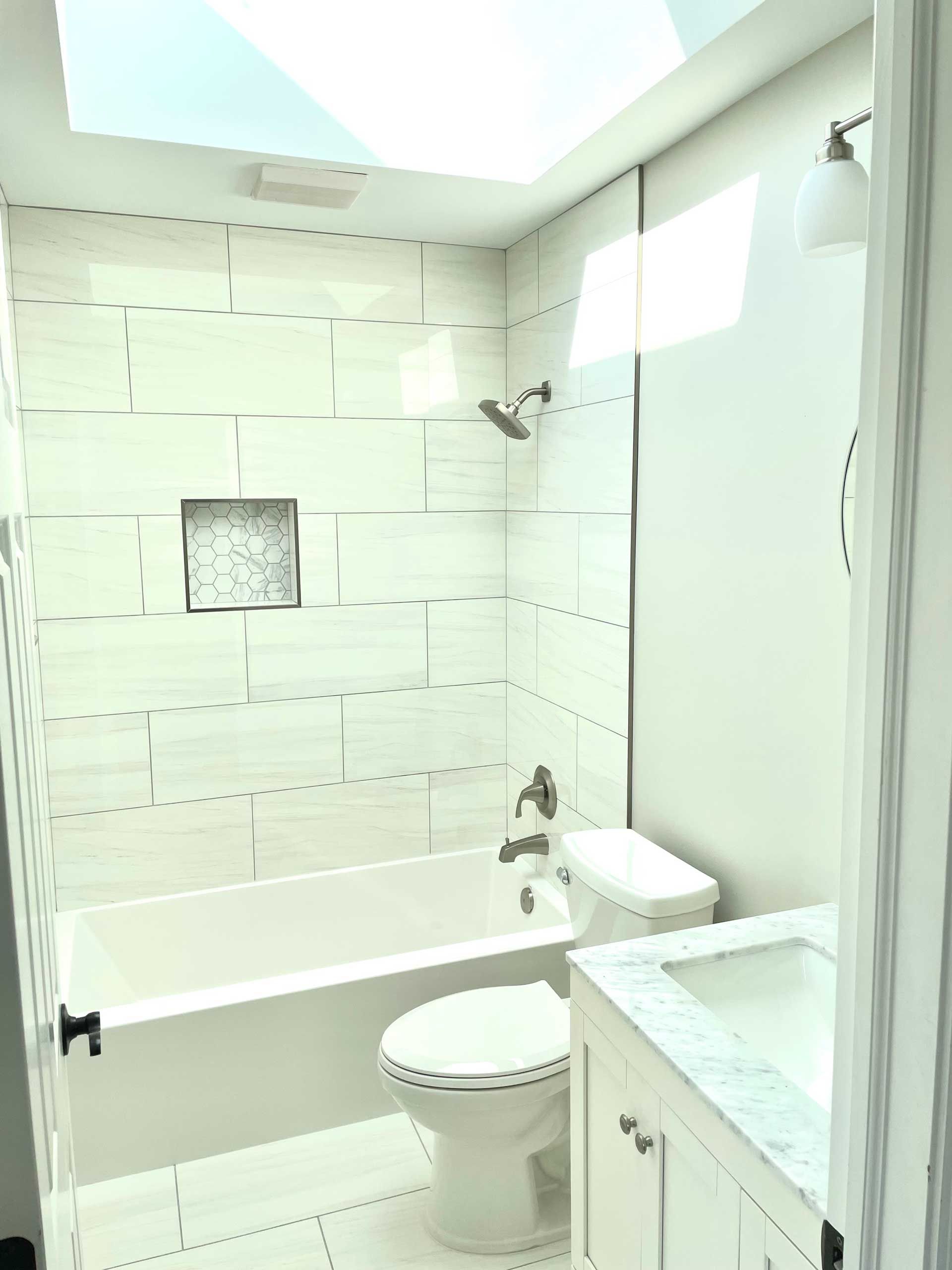 Bathroom With Bathtub And Mirror - Oswego, IL - New Bath LLC