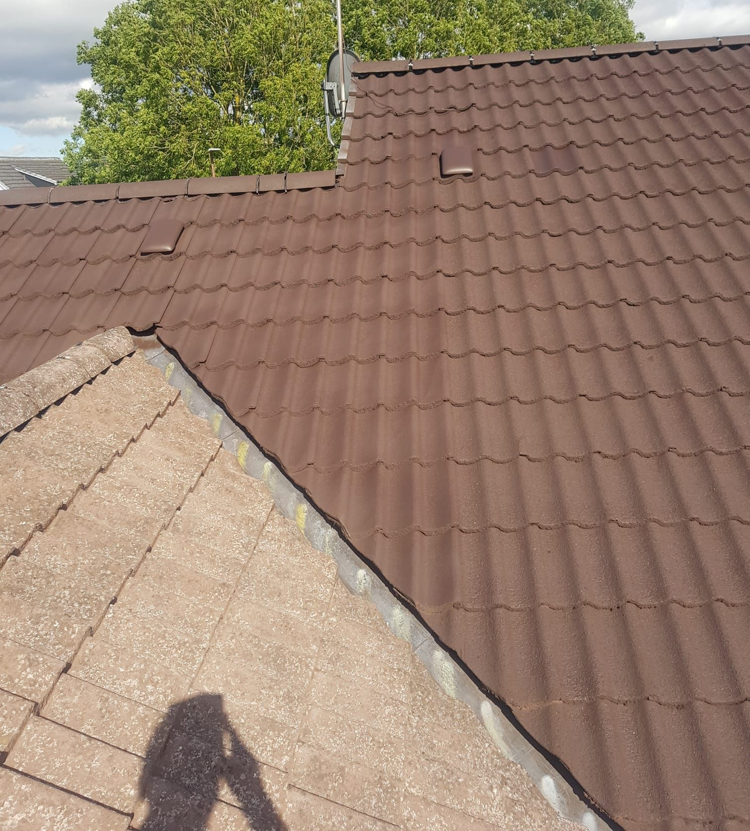 New brown Tiled roof by Easy Way Roofing