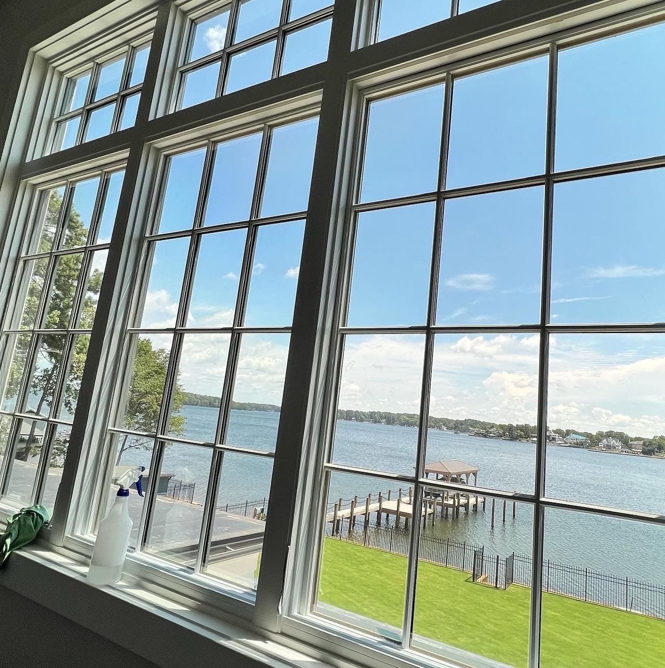 lake house window tint