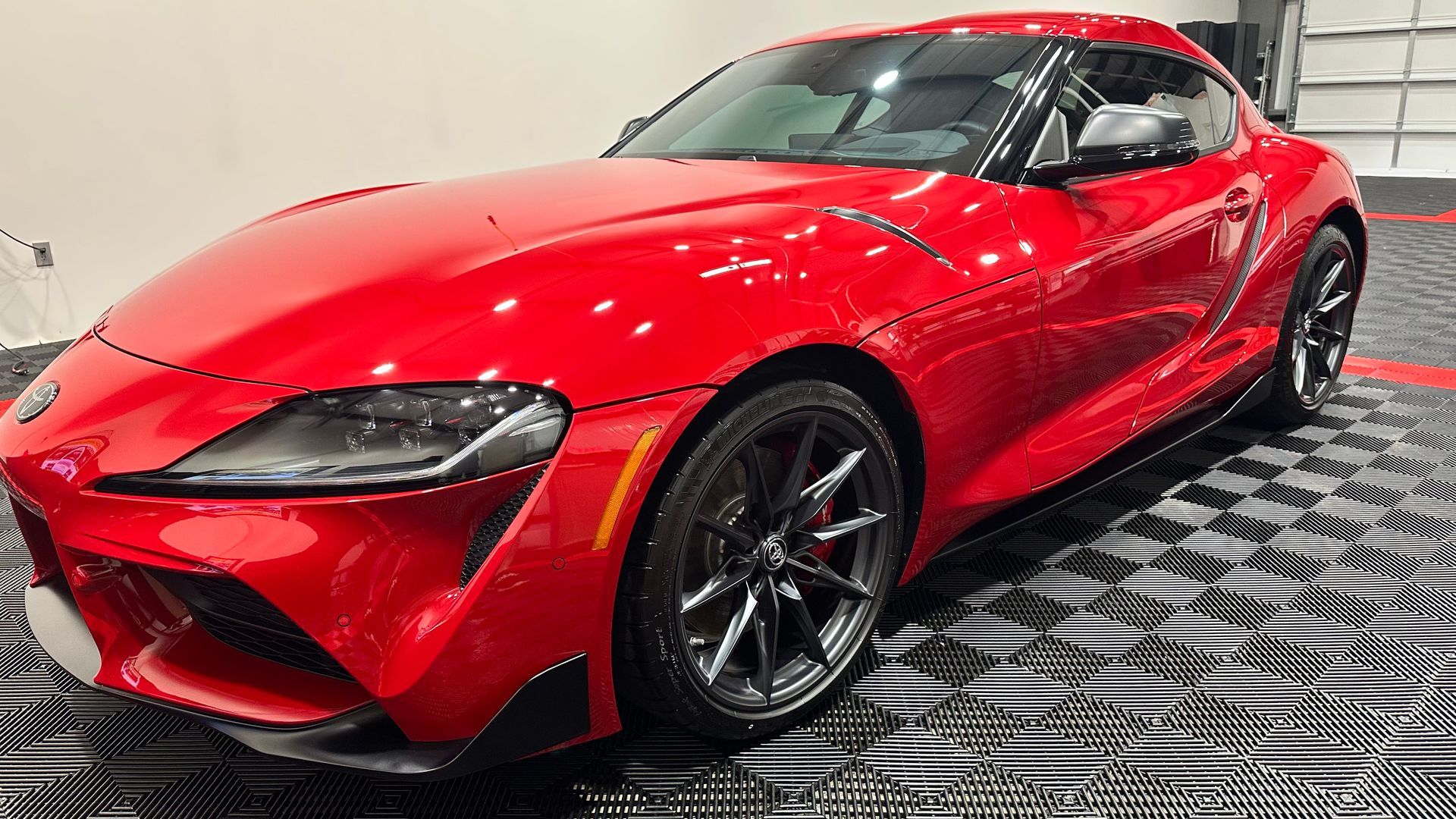 The Impact of Ceramic Coating on Your Vehicle's Aesthetics
