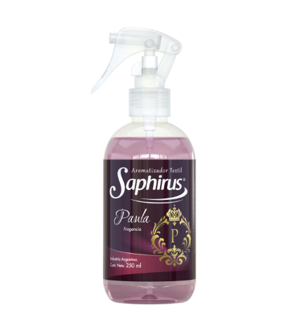 Frasco pulverizador Pink Saphirus con tapa de gatillo transparente y etiqueta oscura sobre fondo blanco.