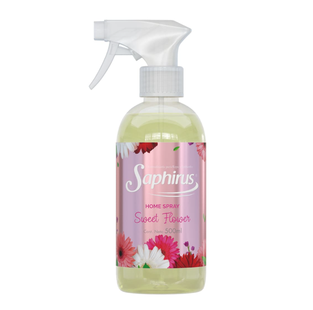Spray para el hogar Saphirus Soft Flor con aroma floral y botella con pulverizador blanco.
