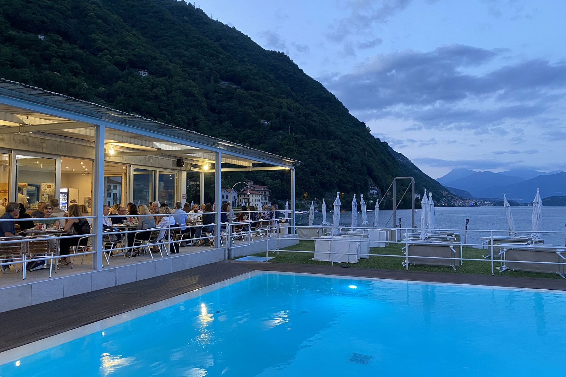 cenare al lido di argegno sul lago di como