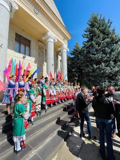 Bulgarian folk show in Parcani village