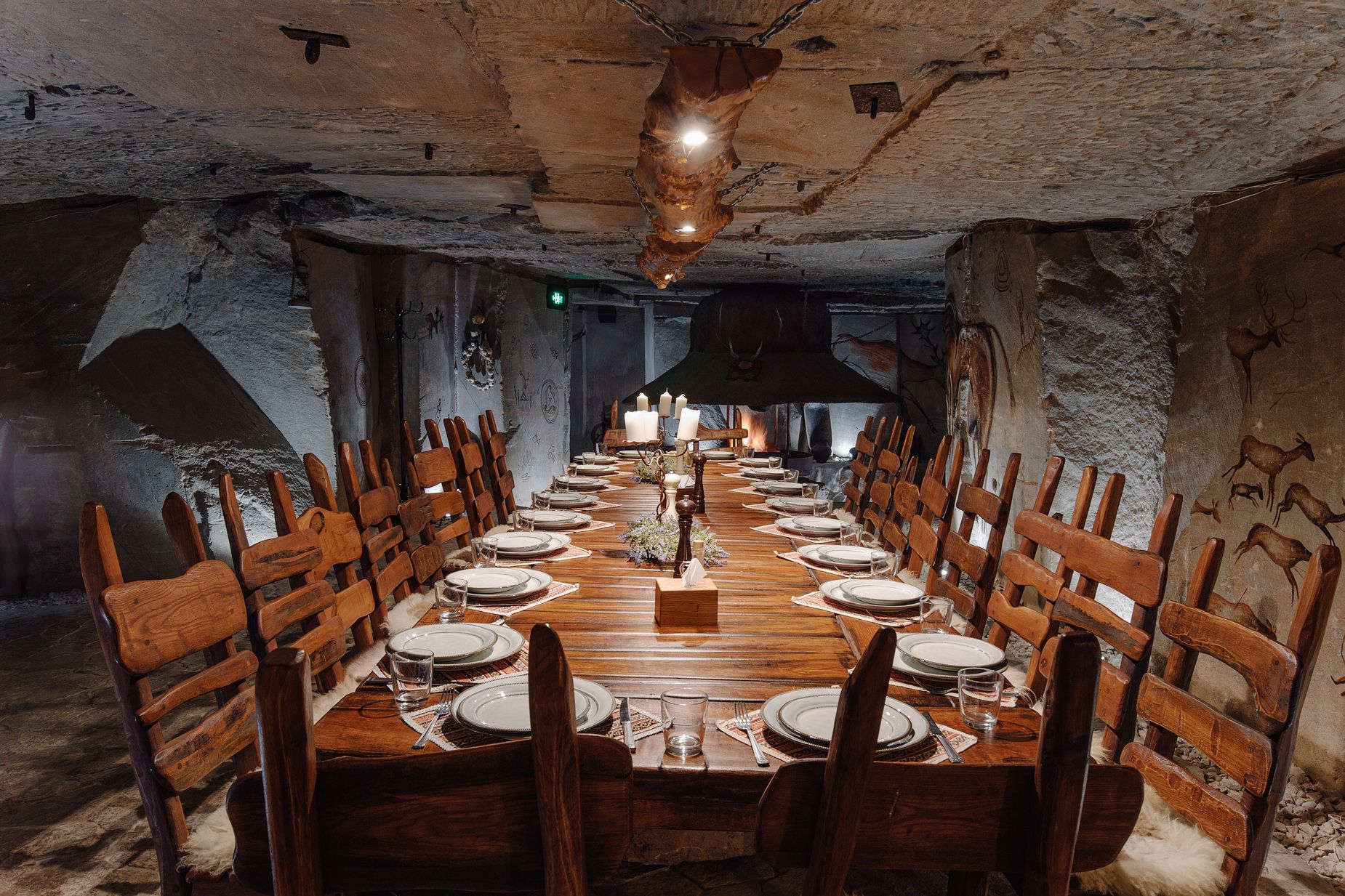 Discover Cellars of Branesti Winery and restaurant ”Epoca de piatră”
