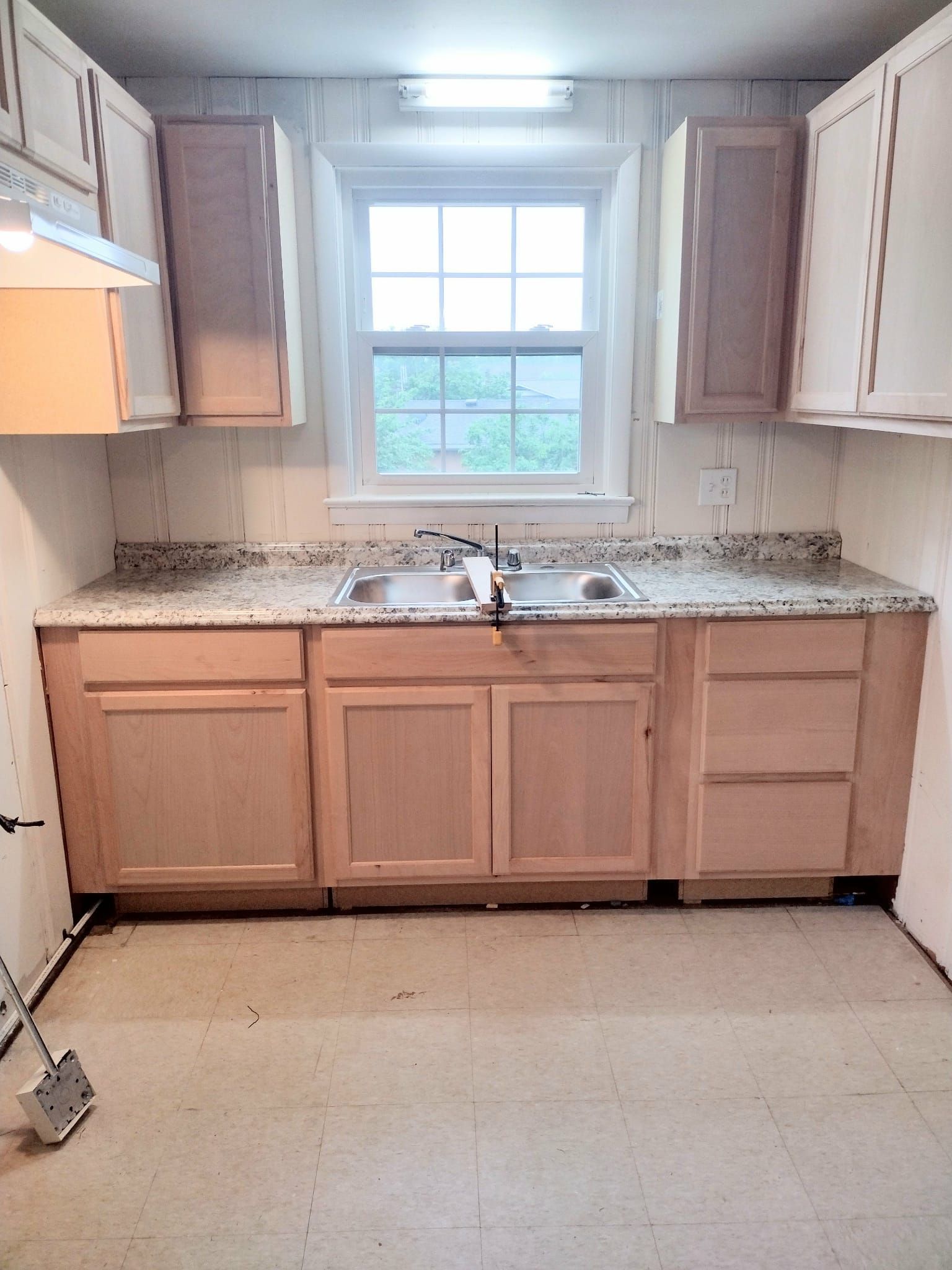 Before image of a kitchen that is going to be remodeled.