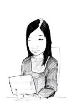 Un dessin en noir et blanc d'une femme assise à un bureau utilisant un ordinateur portable.