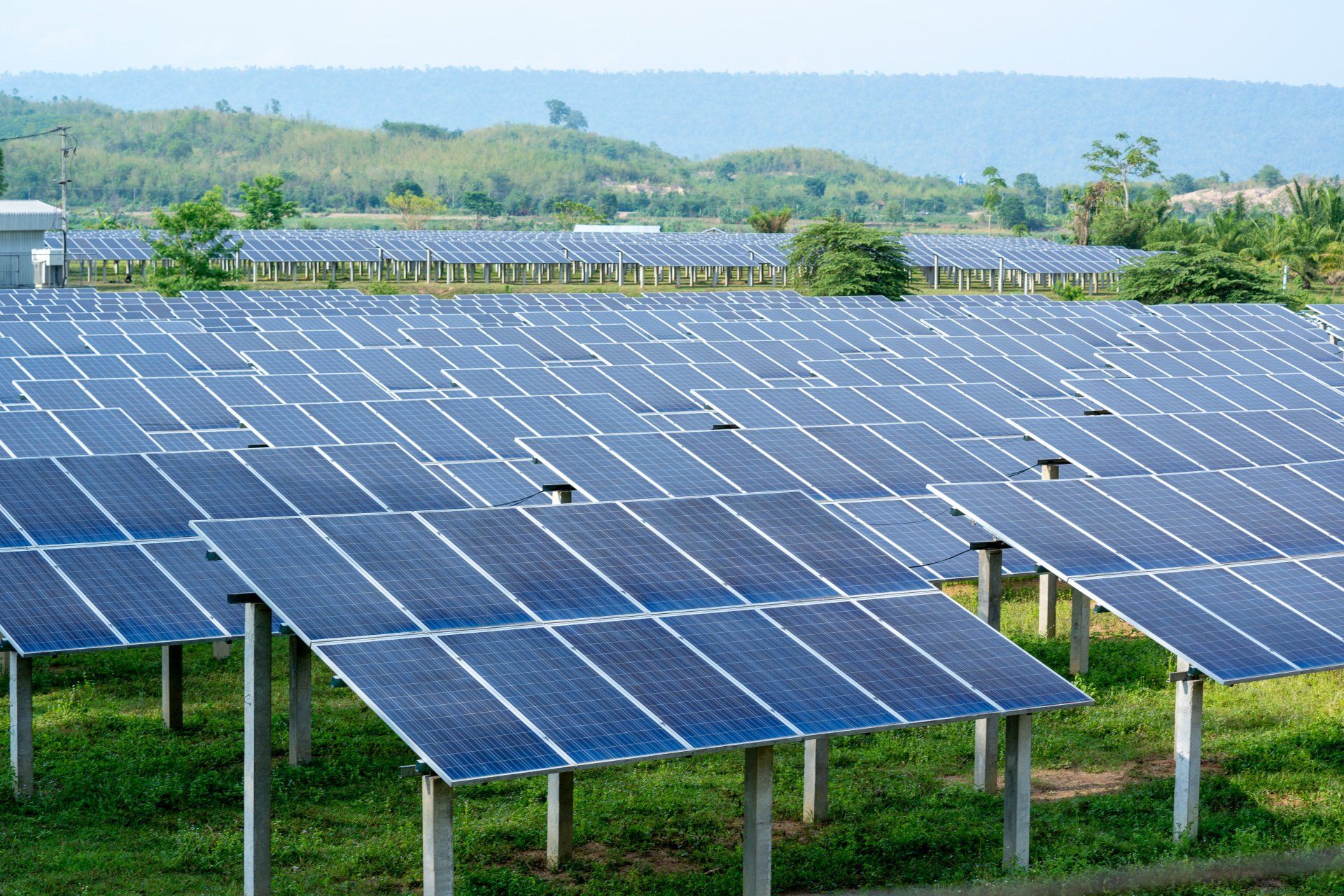 Solar Panels With Stand Base – Brisbane, QLD – Star Bright Energy
