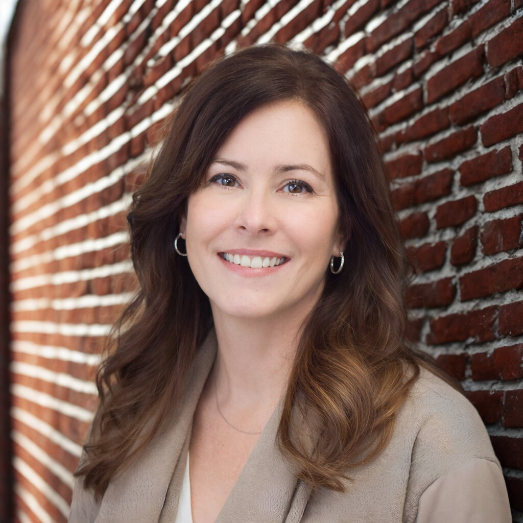 Angie, Certified Senior Advisor (CSA) and Certified Dementia Practitioner (CDP) in Central Ohio.