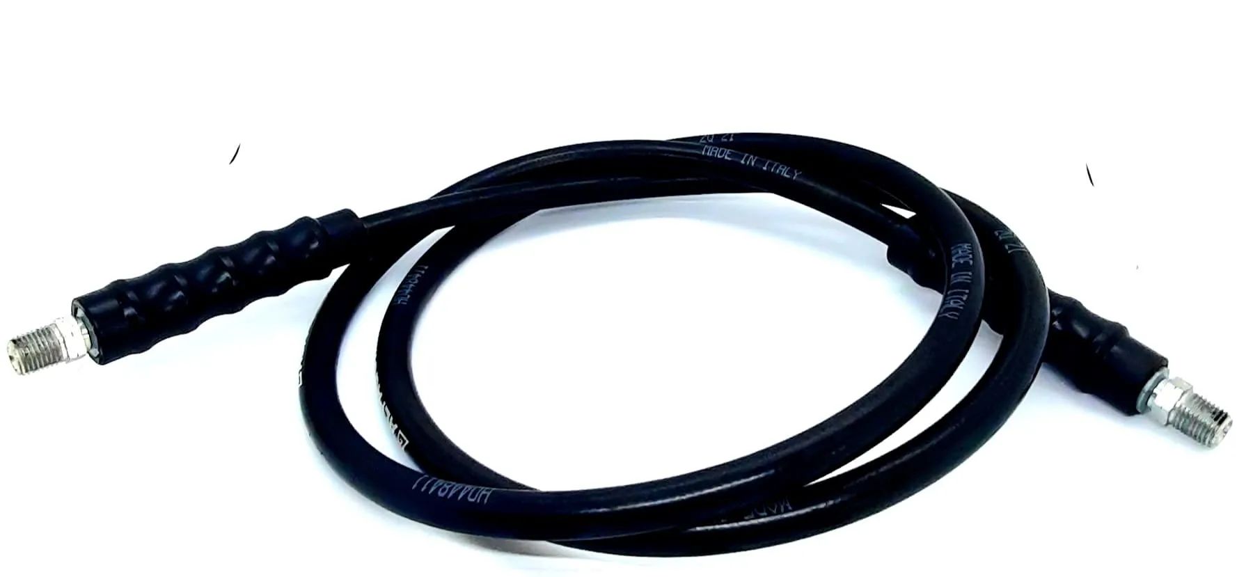 Câble noir avec connecteurs.
