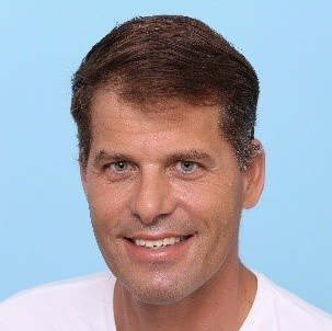 dr. Gregor Jurak