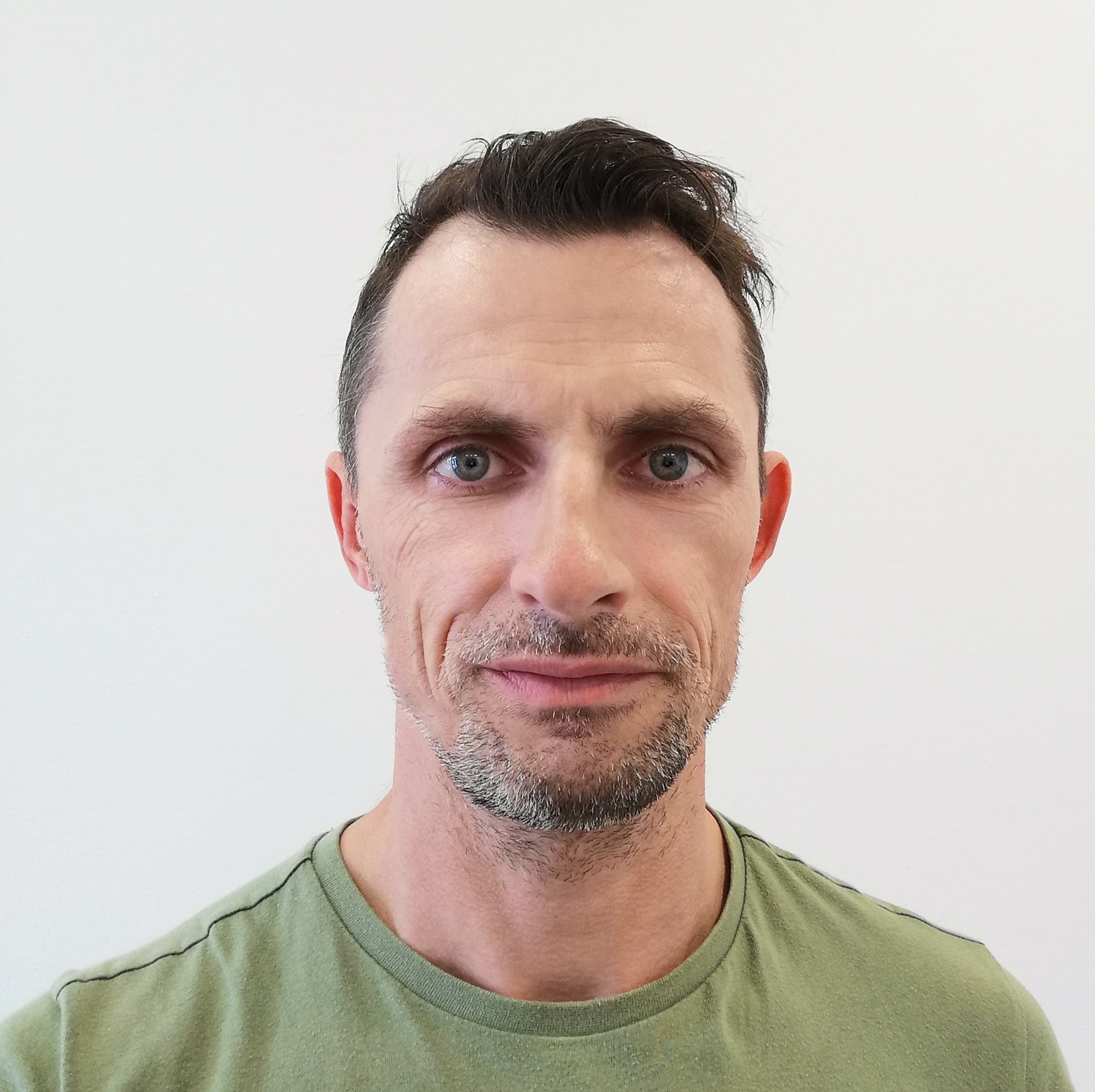 Aleš Suhadolnik
