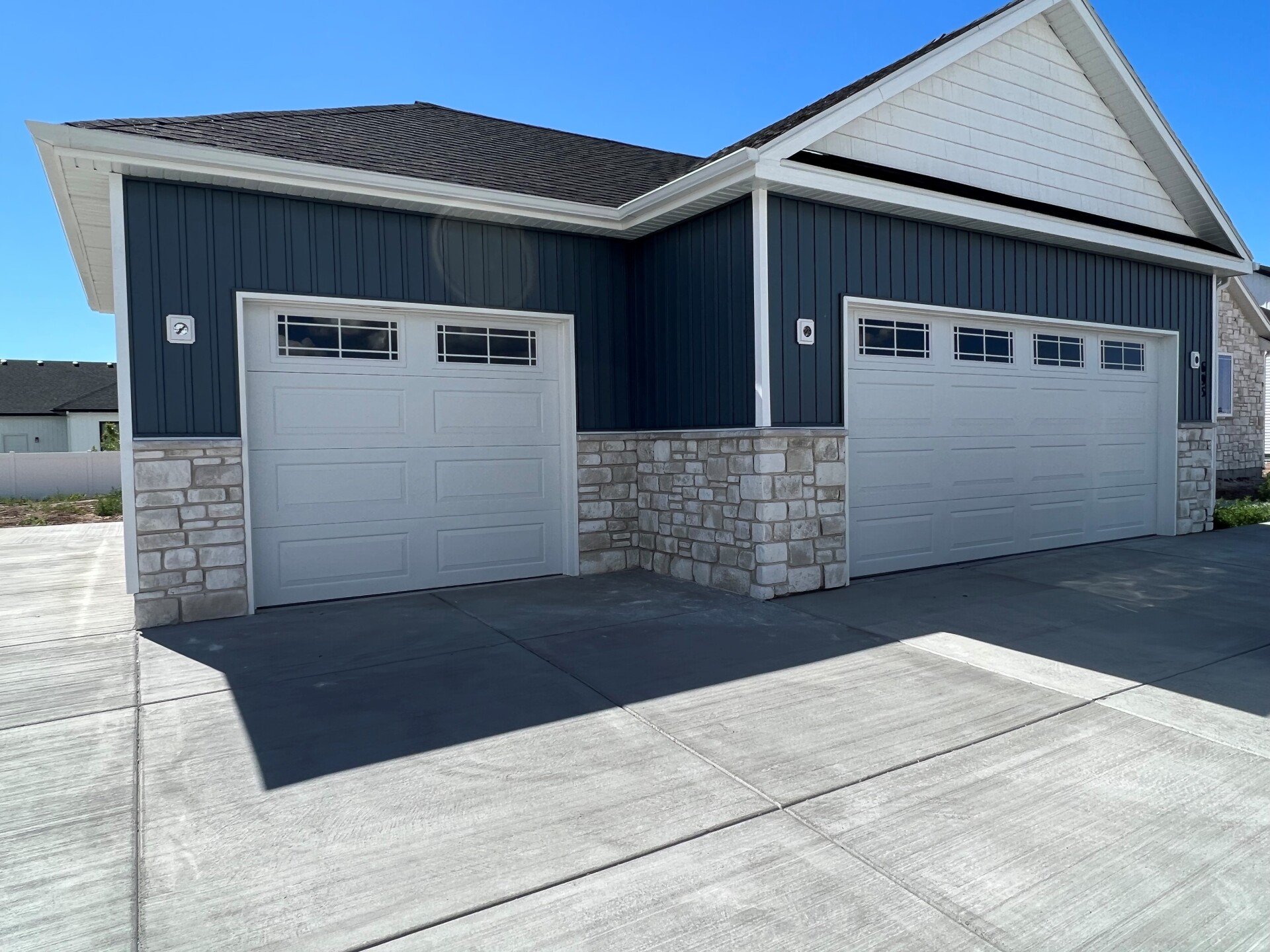 Garage Doors Idaho Falls, ID Barrett Overhead Doors
