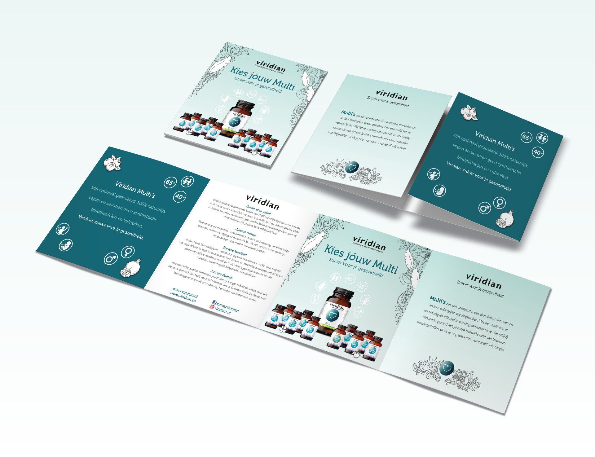 Een promotionele drievoudige brochure in turquoise en lichtblauw, met productafbeeldingen en beschrijvende tekst.
