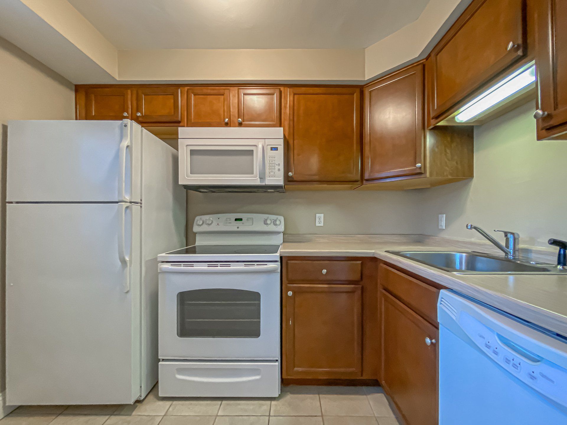 Aspen Court Apartments Kitchen Interior