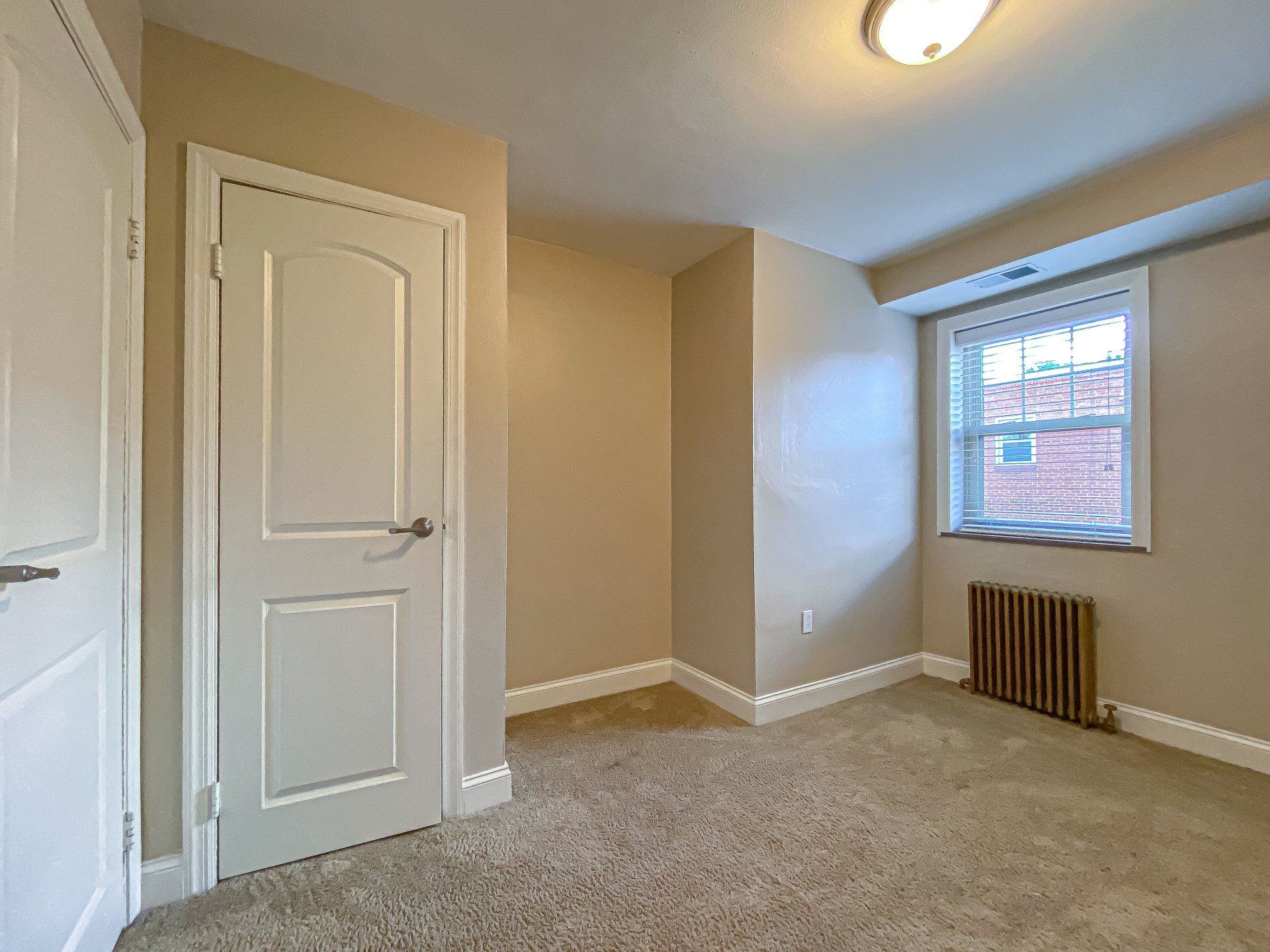 Aspen Court Apartments Interior Photo