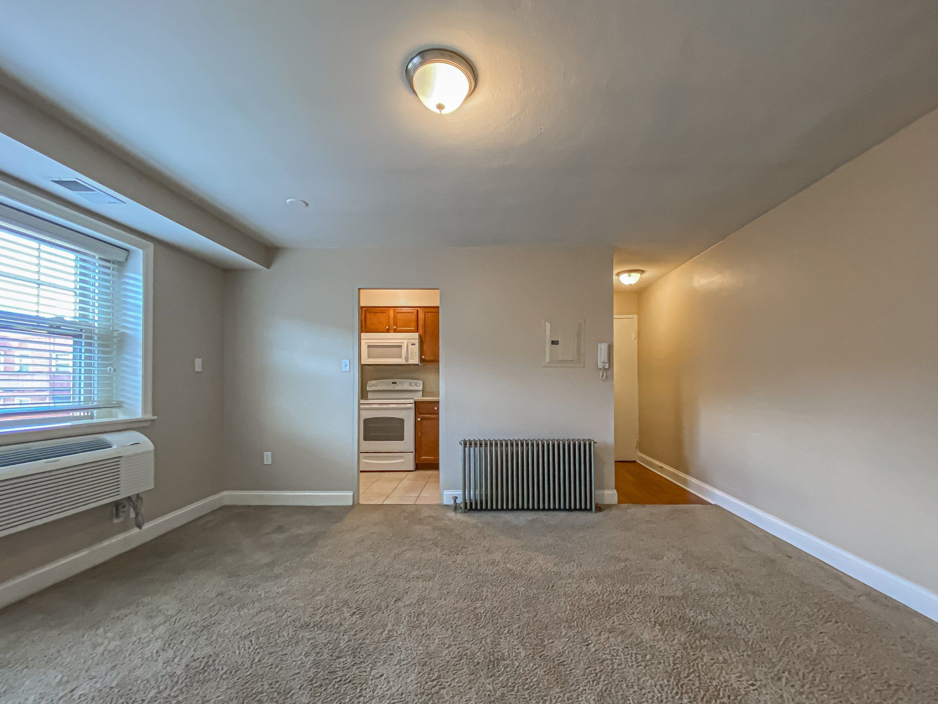 Aspen Court Apartments Interior Living Room Photo
