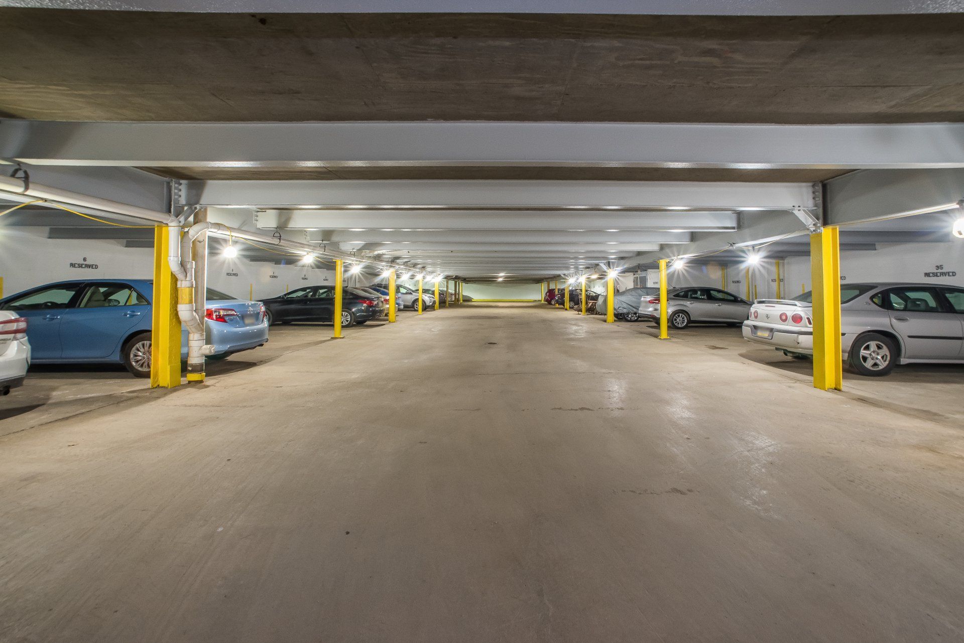 530 N Main Street Garage Photo