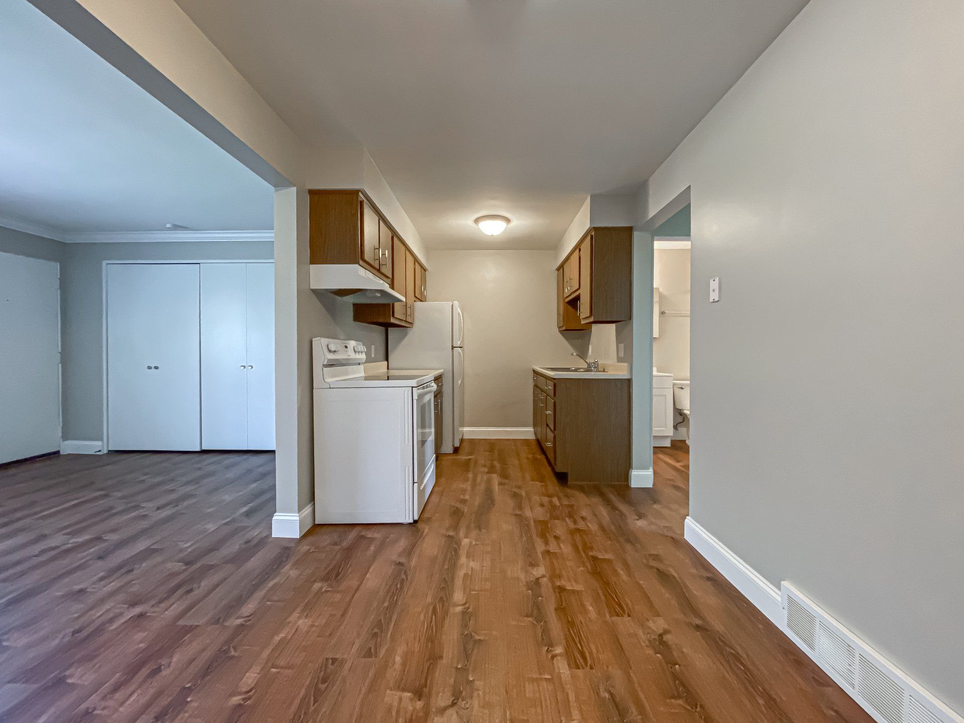 St. Andrews Apartments Interior Kitchen Photo