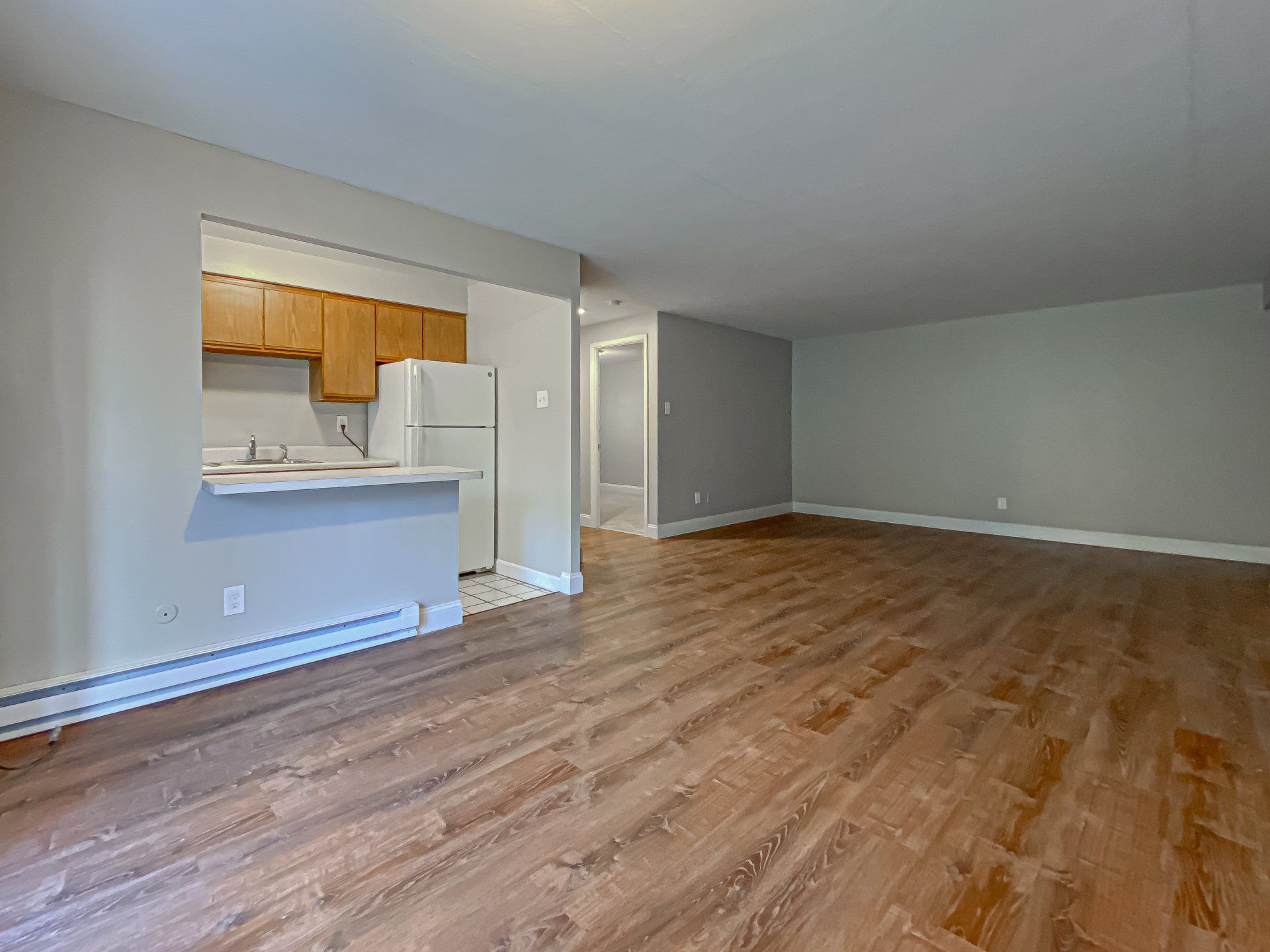 Poplar Apartments Interior Kitchen Photo