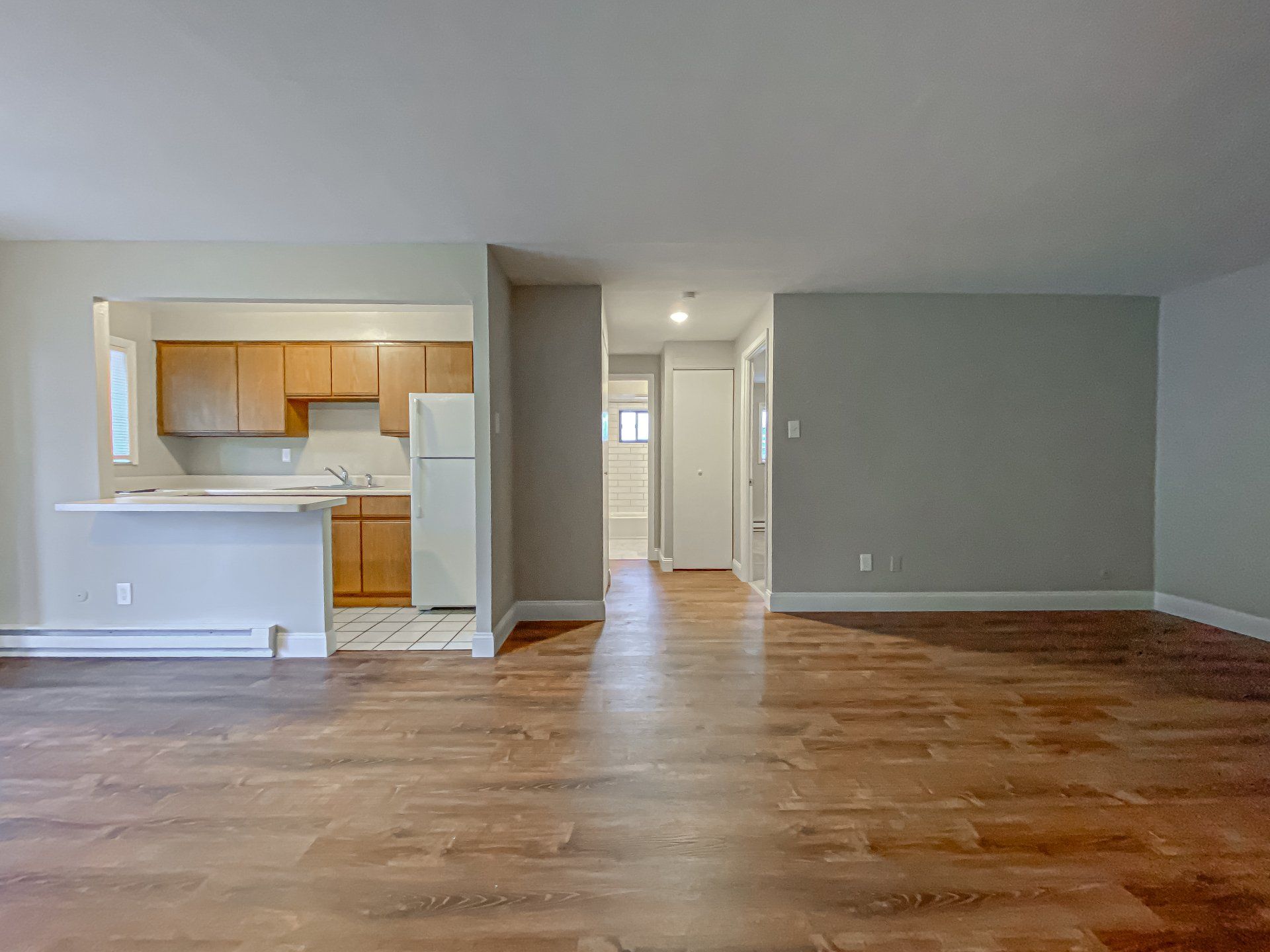 Poplar Apartments Interior Kitchen Photo