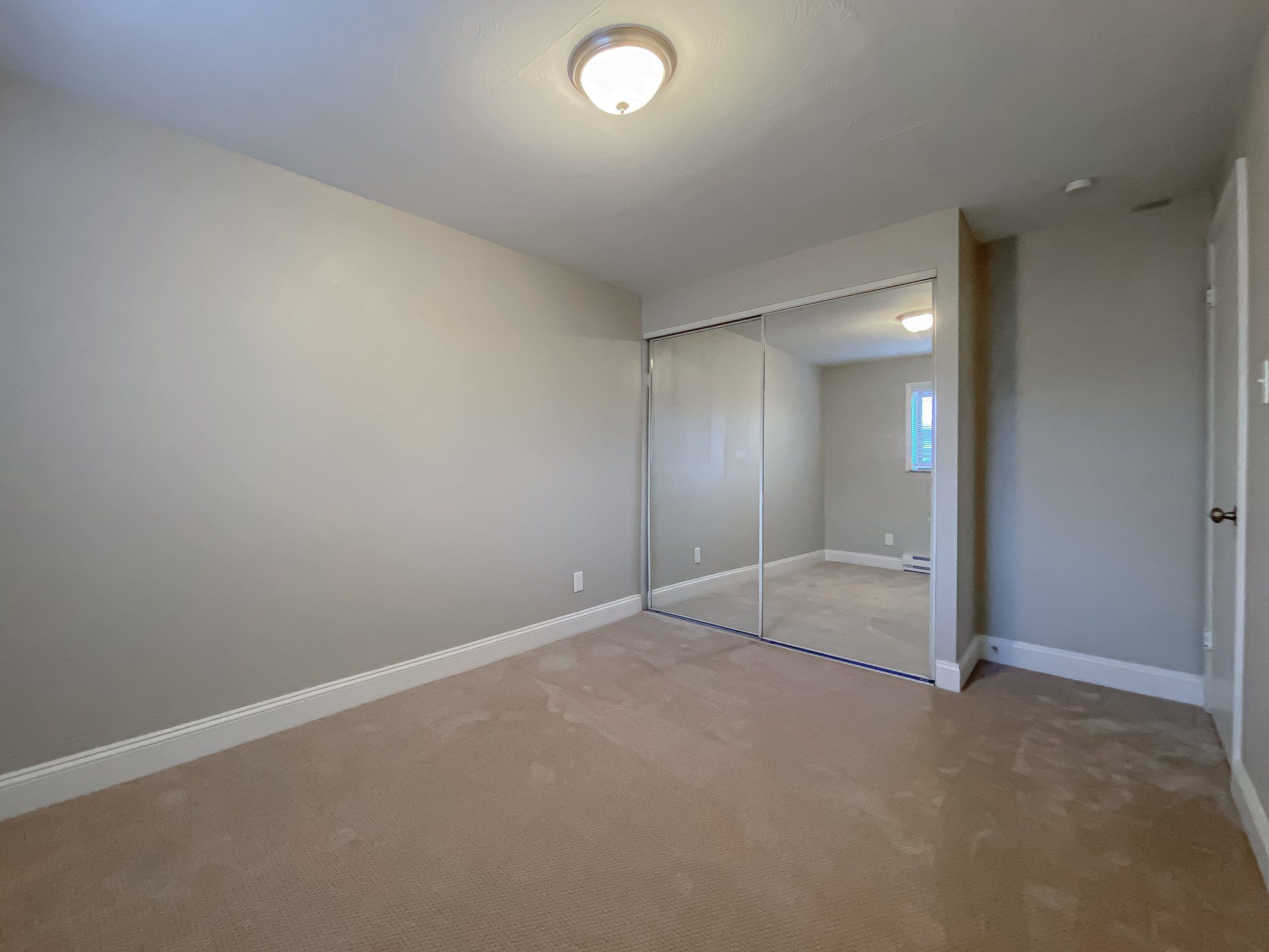 Poplar Apartments Interior Photo