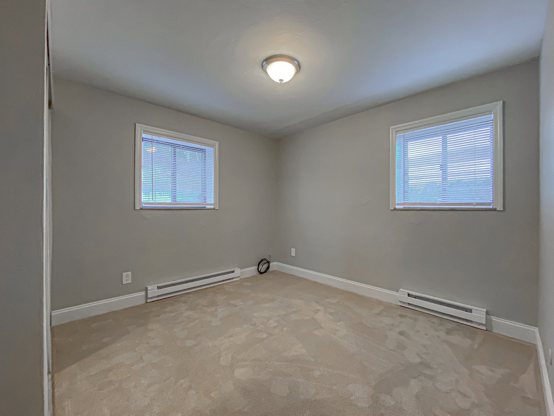 Poplar Apartments Interior Photo