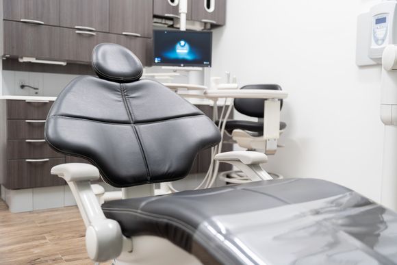 Affordable dentist for smile makeovers and dental crowns in Topeka KS Dental Chair at our dental spa in Topeka KS | Affordable dentist near me