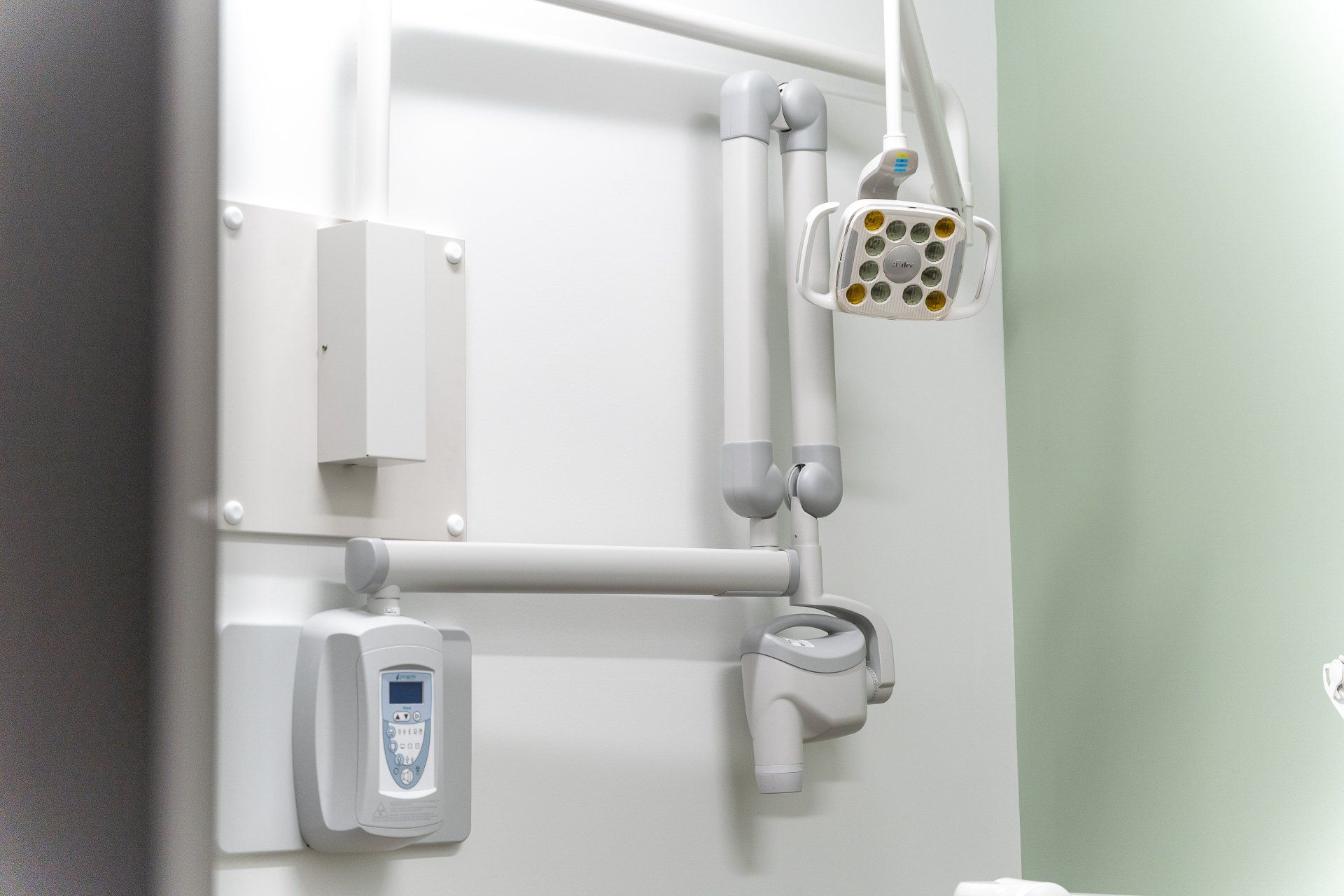 Light and x-ray unit.