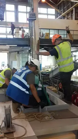 yacht transportation