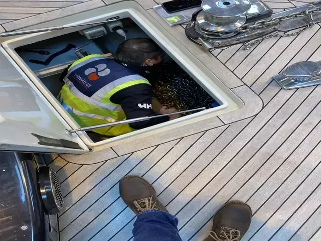 yacht transport