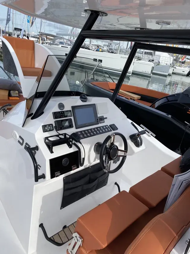 yacht transport