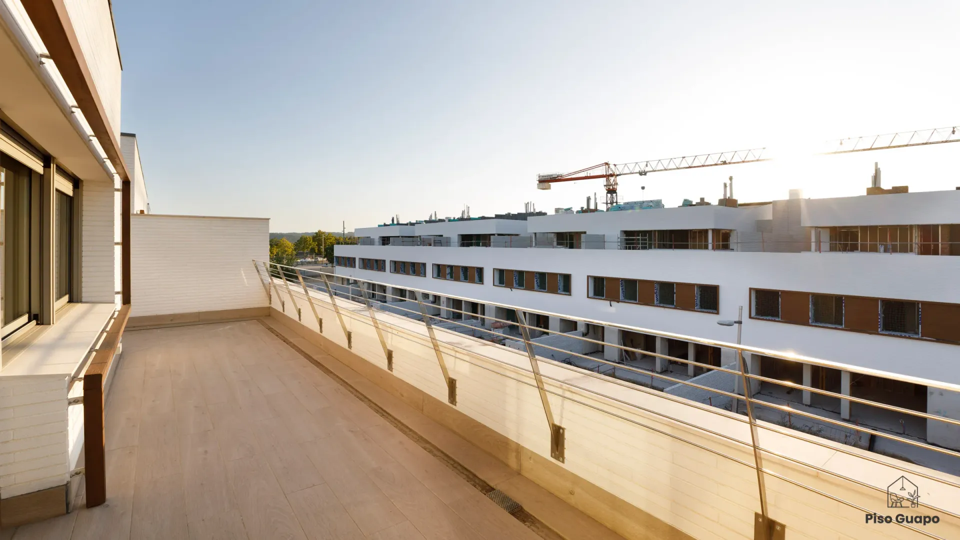 Fotografía inmobiliaria de terraza exterior en Barcelona