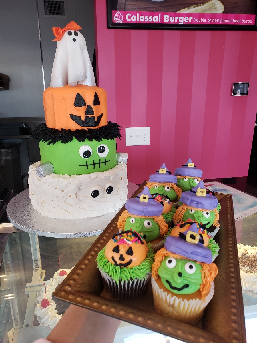 Cake Shop in Bourbonnais, IL Candy & Cake