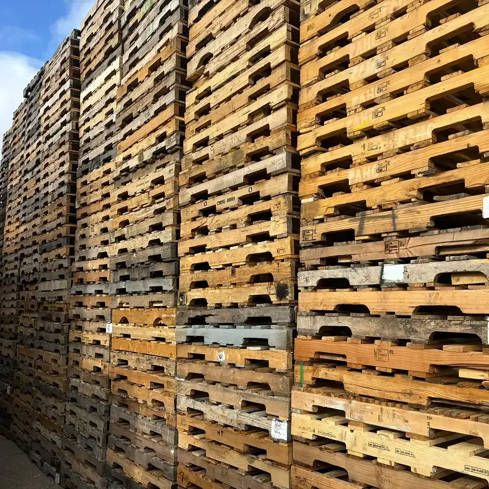 Export Cut Out (Bearer) recycled timber pallets for sale in Ballarat