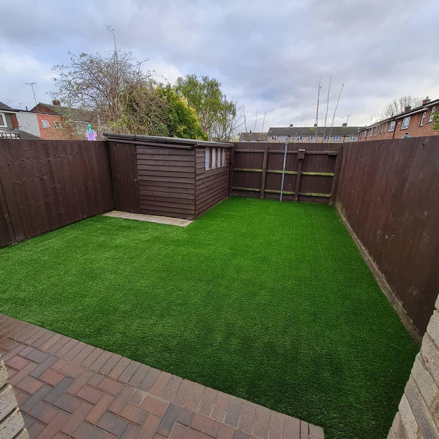 Fantastic looking artificial grass lawn by DSB Grass, Sudbury Suffolk.