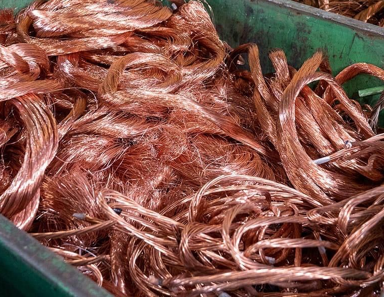 Chatarrería al mejor precio - Compra de cobres, aluminios y baterías