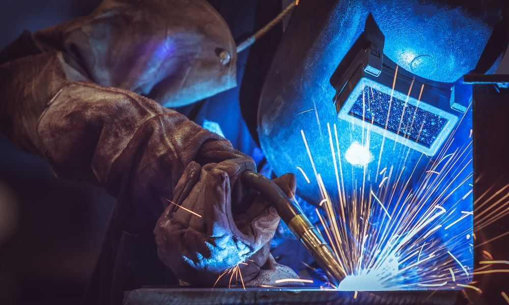 Everything You Need To Know About Welding a Dimple Jacket