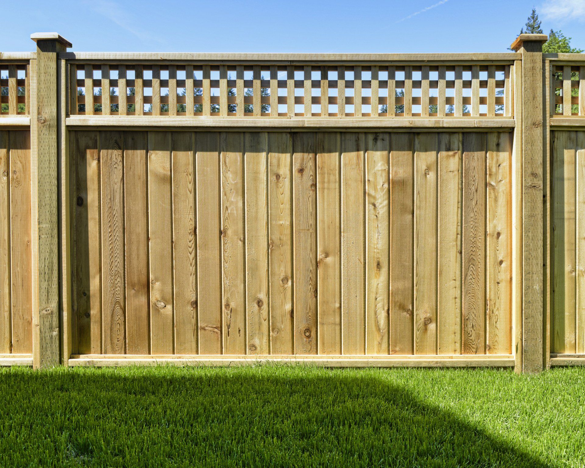 Modern Wooden Fence — Tavares, FL — Allstar Fence Florida Modern Wooden Fence — Tavares, FL — Allstar Fence Florida