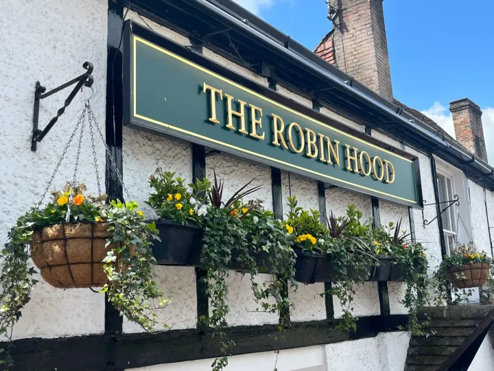 The Robin Hood, Tring | Website Home Hero Image