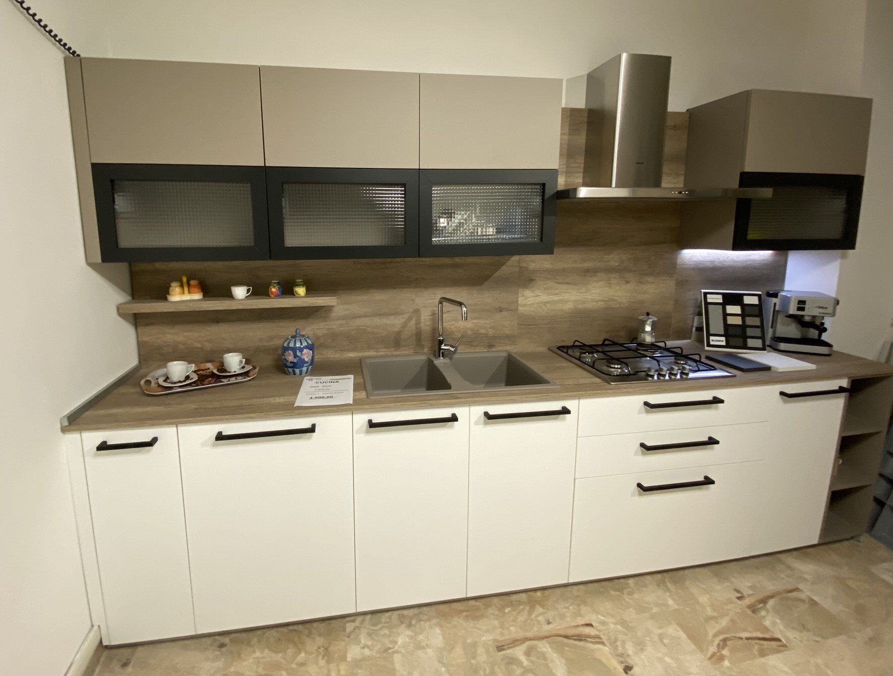 cucina panna e marrone